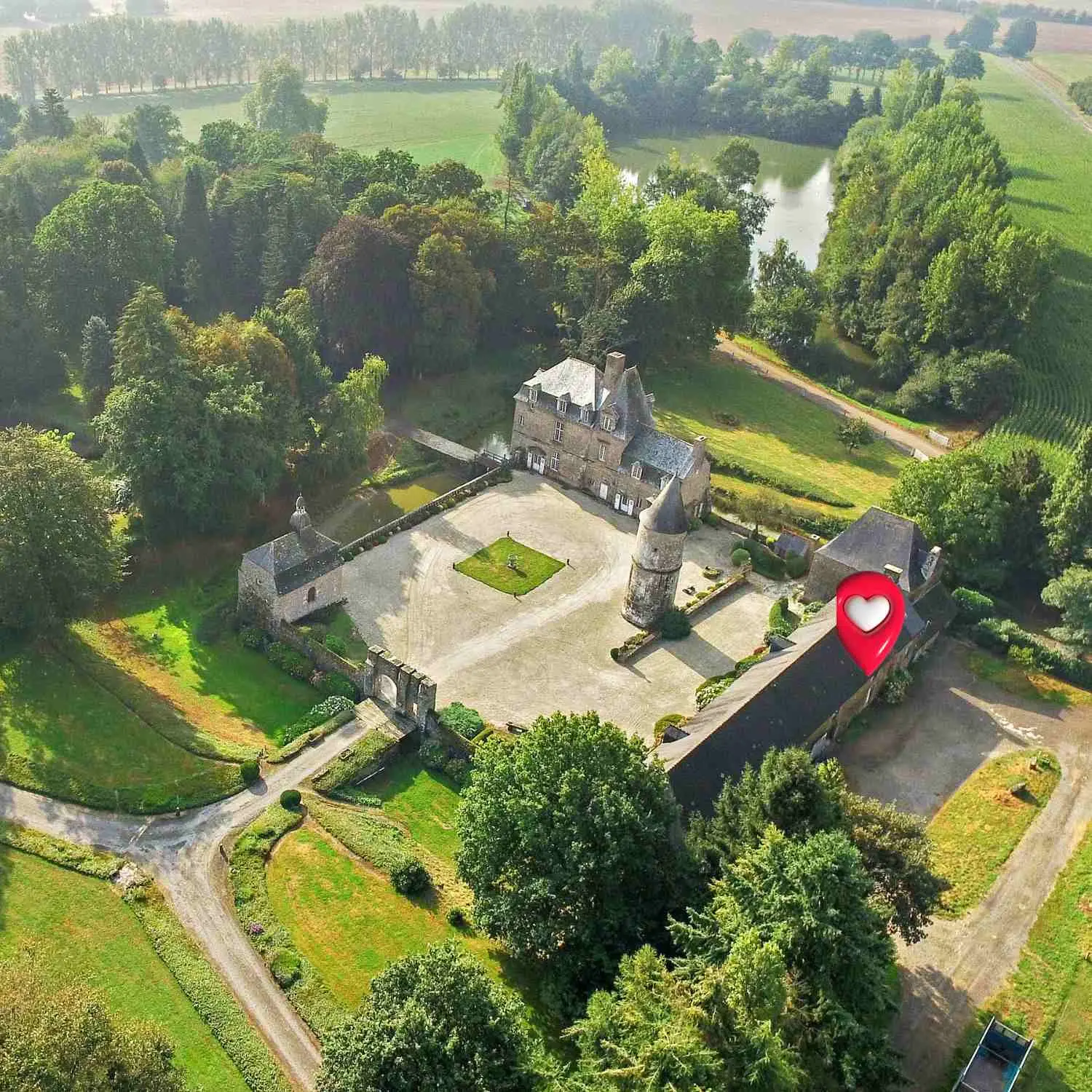 Le Gîte du Château de la Haye, gîte de château à Saint-Hilaire-des-Landes