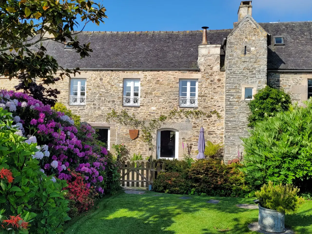 Gîte du Manoir du Plessis-Quinquis à Sainte-Sève, photo 3
