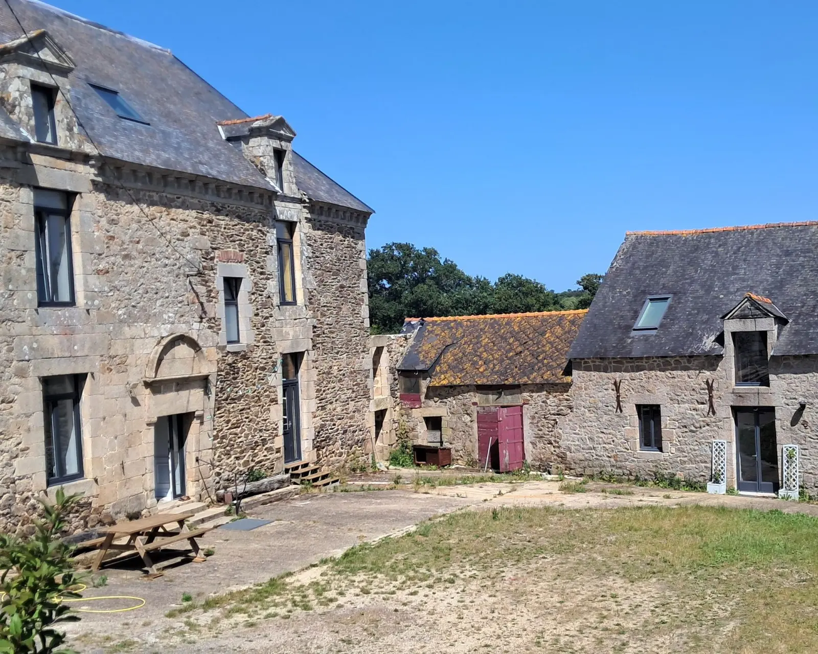 Gîte du Manoir les Loges, gîte de château à Jugon-les-Lacs