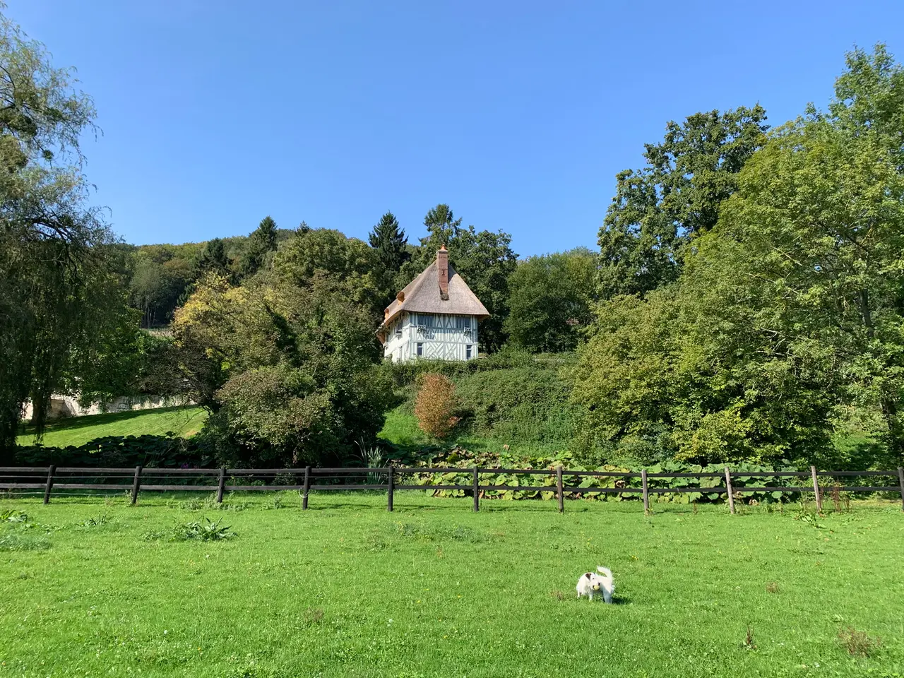Gîtes du Manoir du Perroy, gîte de château à Rives-en-Seine
