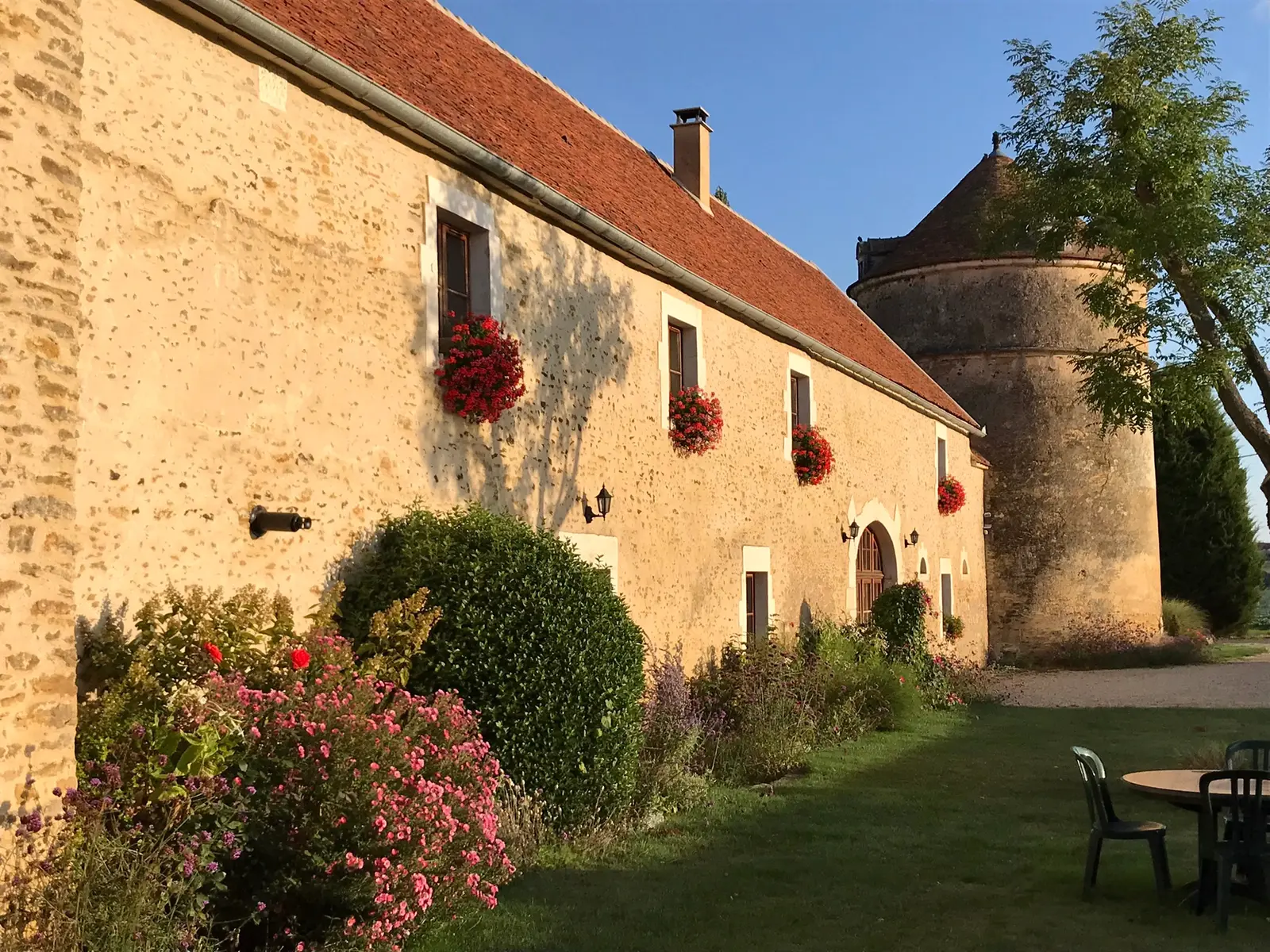 Les Granges du Château de Ribourdin à Chevannes, photo 6