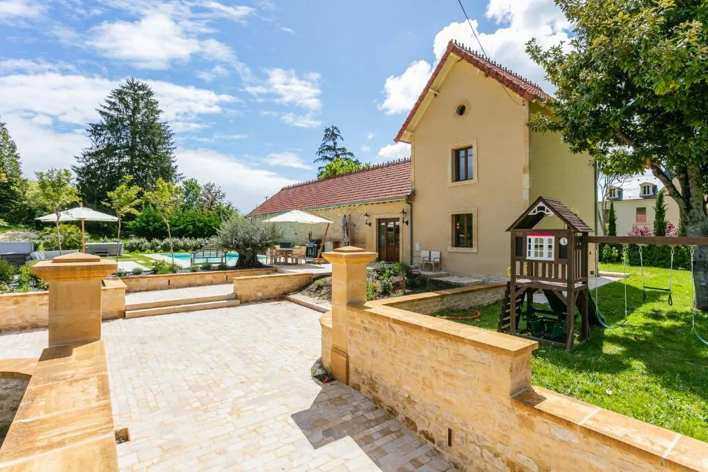 Maison du gardien du Château Monteil, gîte de château à Calviac-en-Périgord