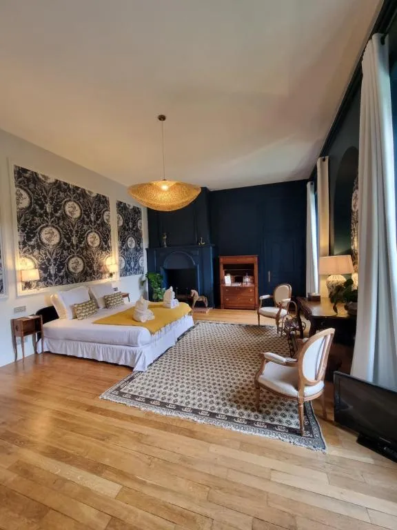 Manoir d'Hautegente à Coly-Saint-Amand, photo 6