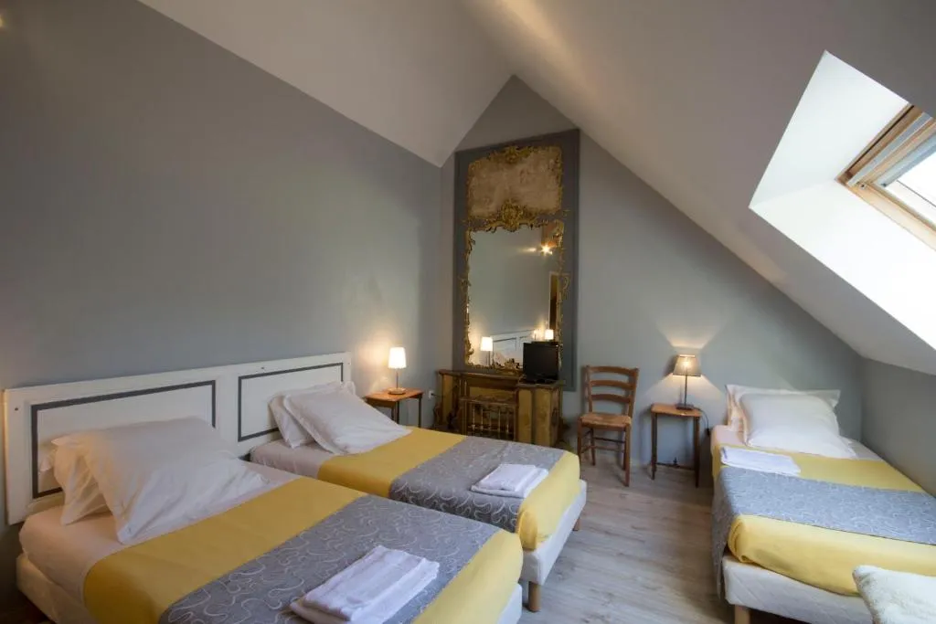 Manoir d'Hermos à Saint-Éloi-de-Fourques, photo 2