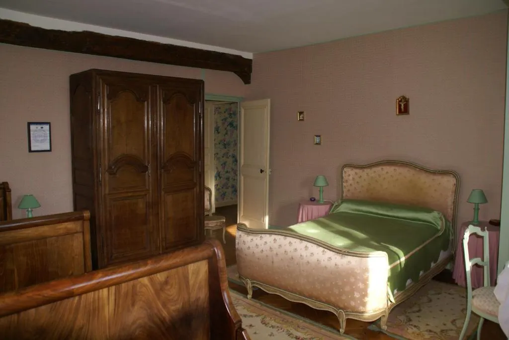 Manoir d'Hermos à Saint-Éloi-de-Fourques, photo 6