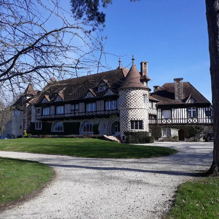 Manoir de Beaumarchais, manoir à Les Chapelles-Bourbon