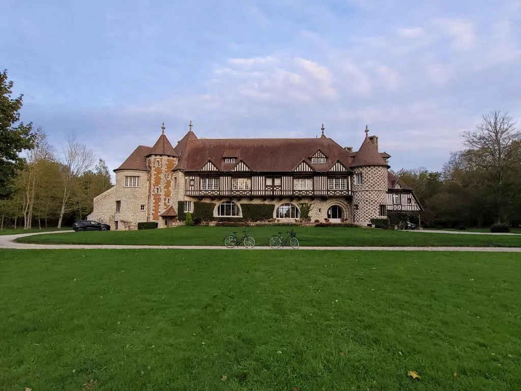 Manoir de Beaumarchais à Les Chapelles-Bourbon, photo 6