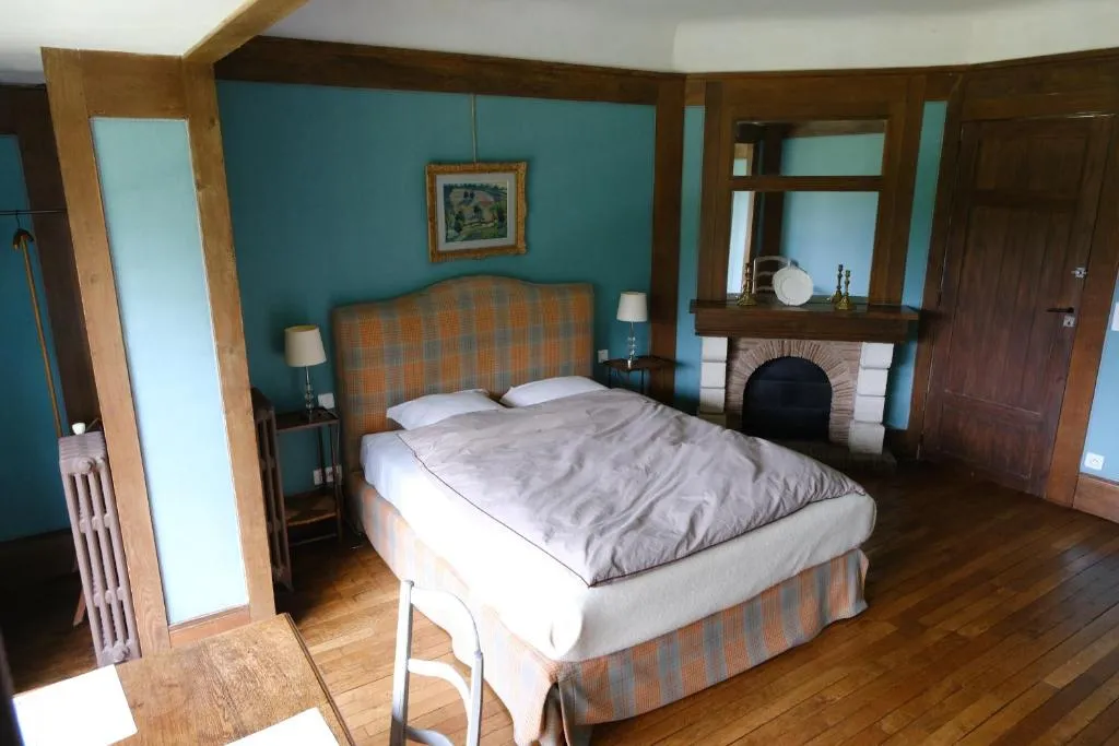 Manoir de Beaumarchais à Les Chapelles-Bourbon, photo 7