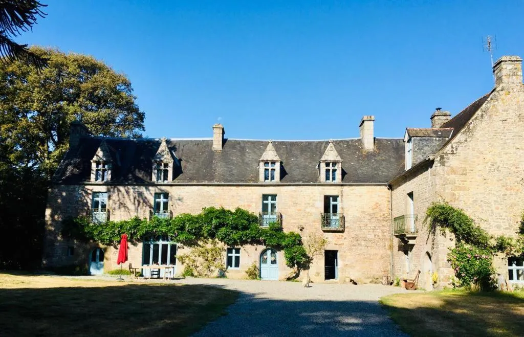 Manoir de Botcol, manoir à Saint-Nicolas-du-Pélem