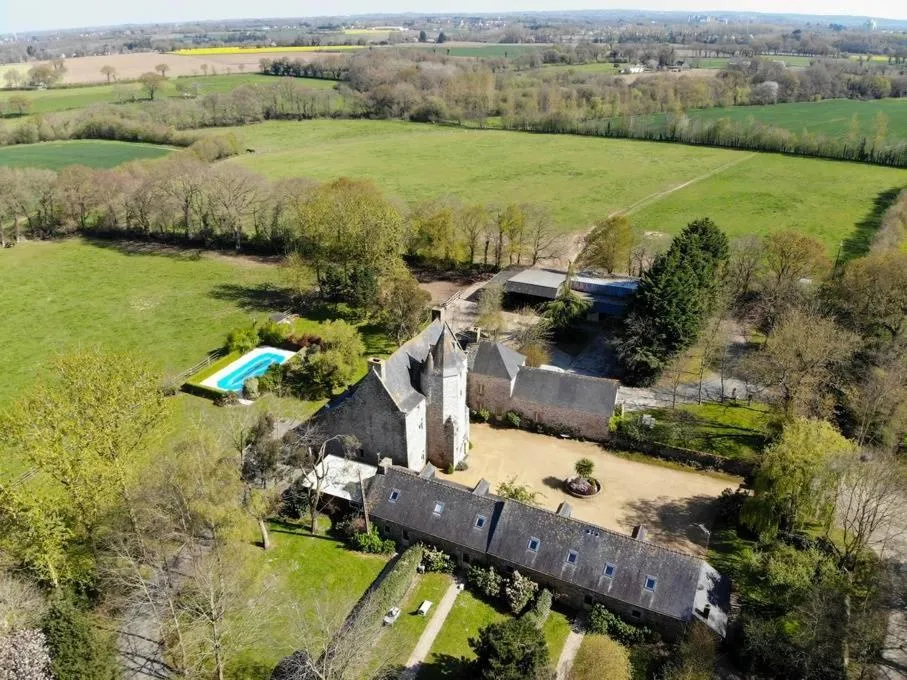 Manoir de Fornebello, manoir à Châtelaudren-Plouagat