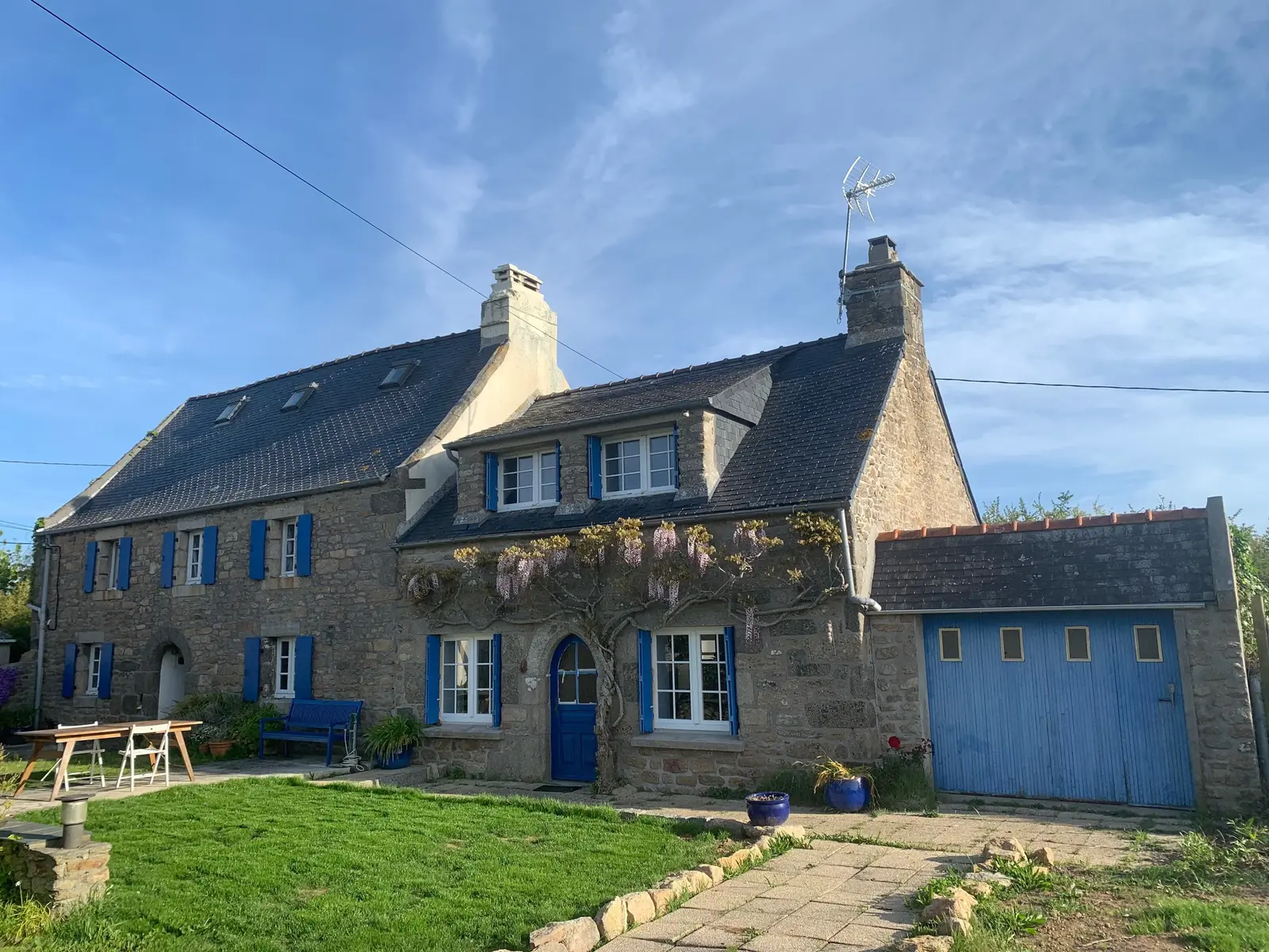 Le Manoir de Kerazan, manoir à Plouguerneau