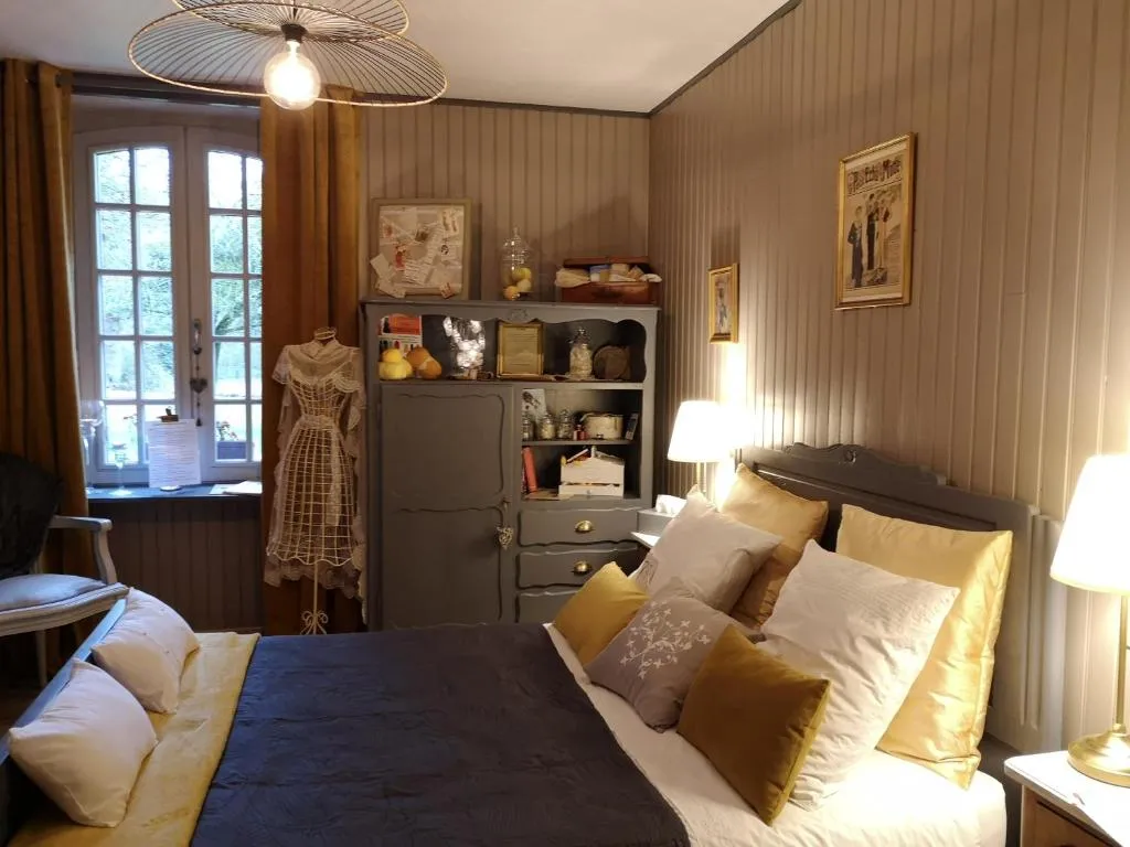 Manoir de l'Alleu à La Chapelle-Chaussée, photo 3