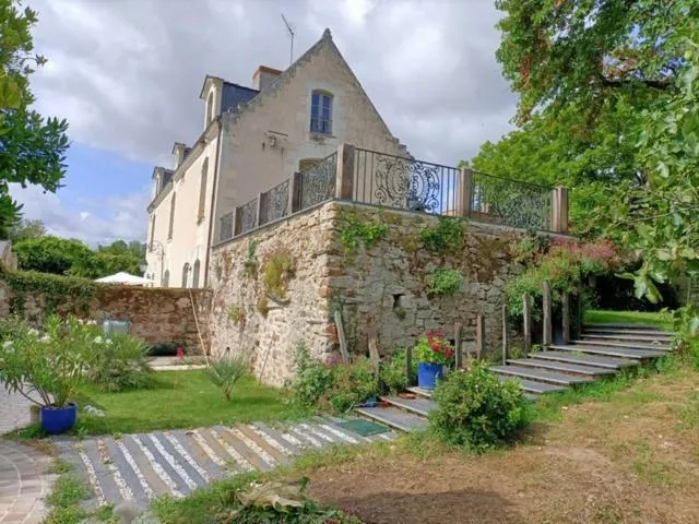 Manoir de l'Herbier, manoir à Blaison-Saint-Sulpice