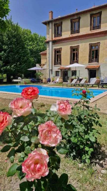 Manoir de la Belle Endormie, manoir à Valréas