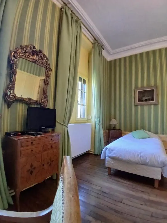 Manoir de la Gravière à Mouzon, photo 6