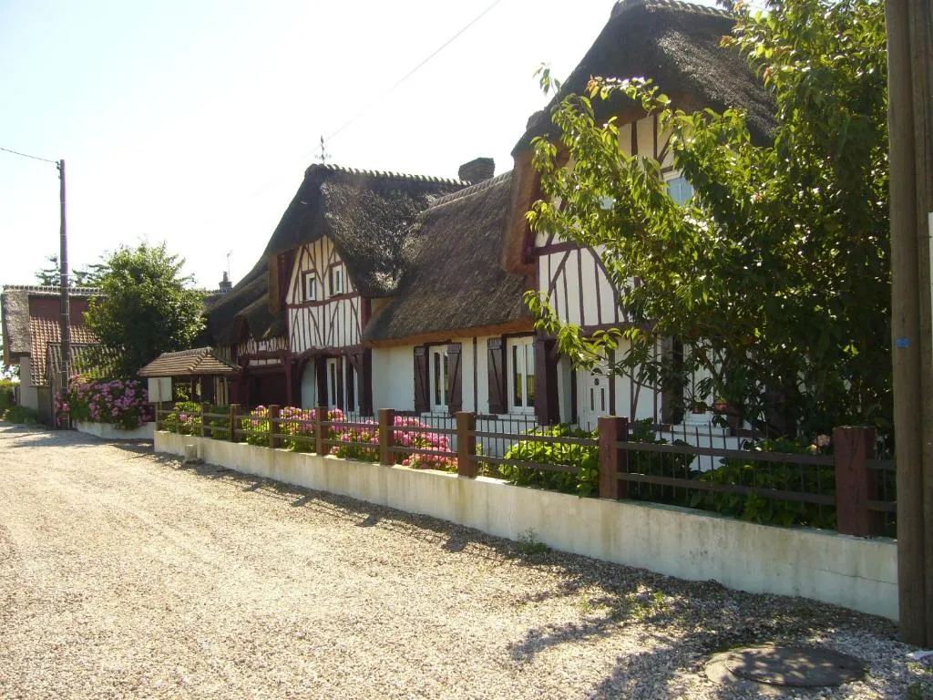 Manoir de la Vente de Rouville, manoir à Mesnil-Raoul