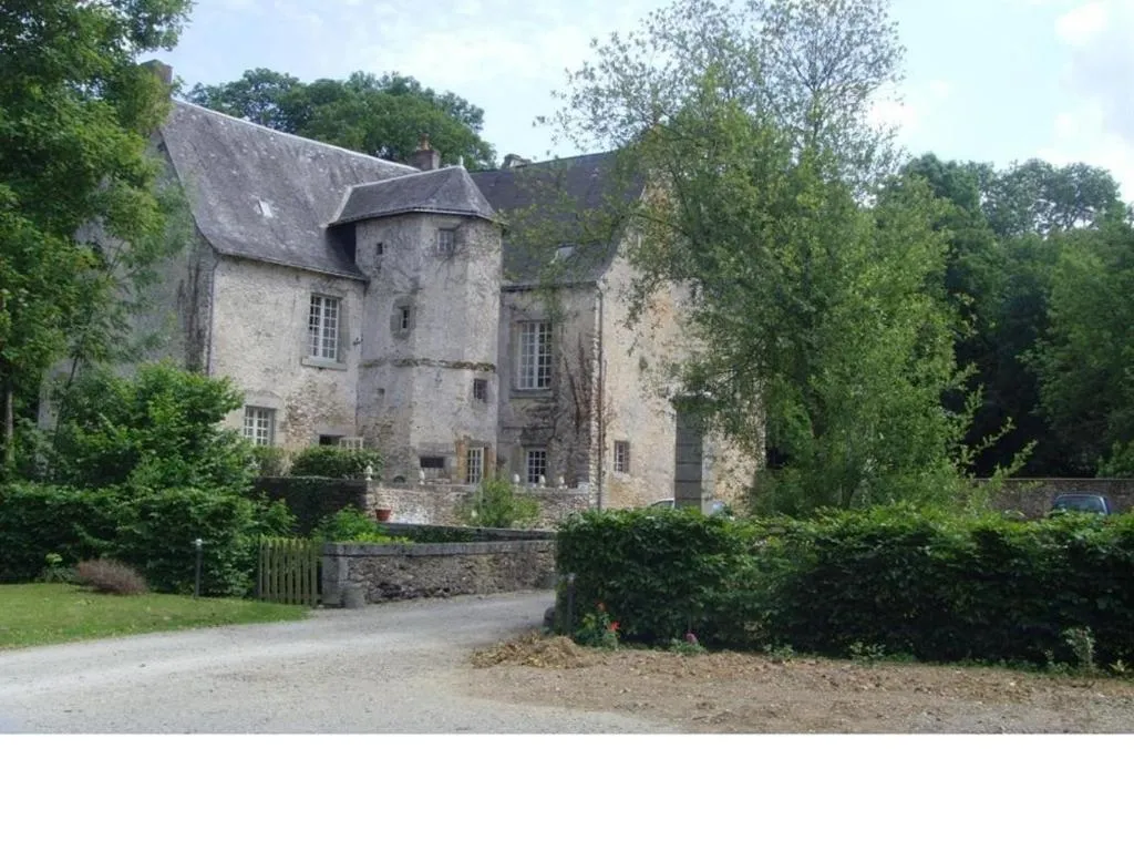 Manoir de Rouessé à Laval, photo 2