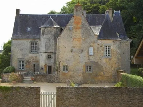 Manoir de Rouessé à Laval, photo 3