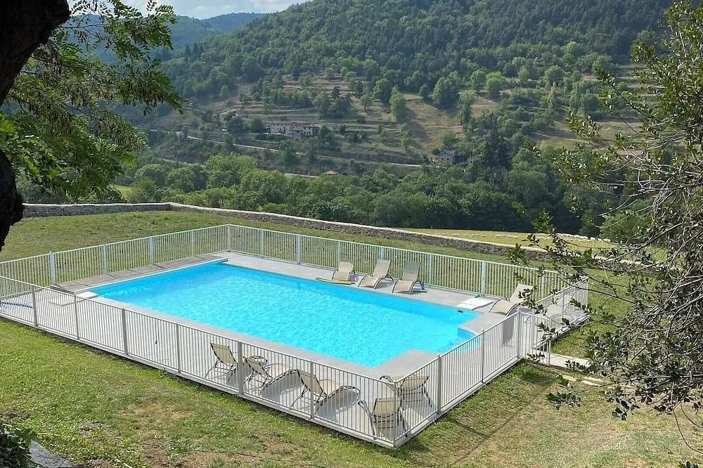 Manoir de Satillieu, manoir à Satillieu