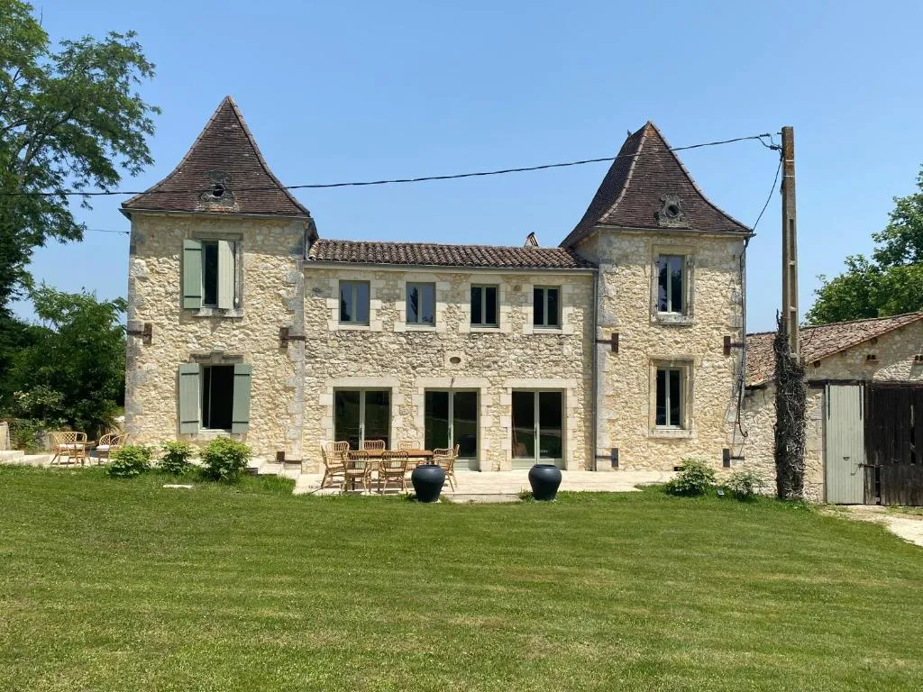 Manoir des 2 Sources, manoir à Monestier