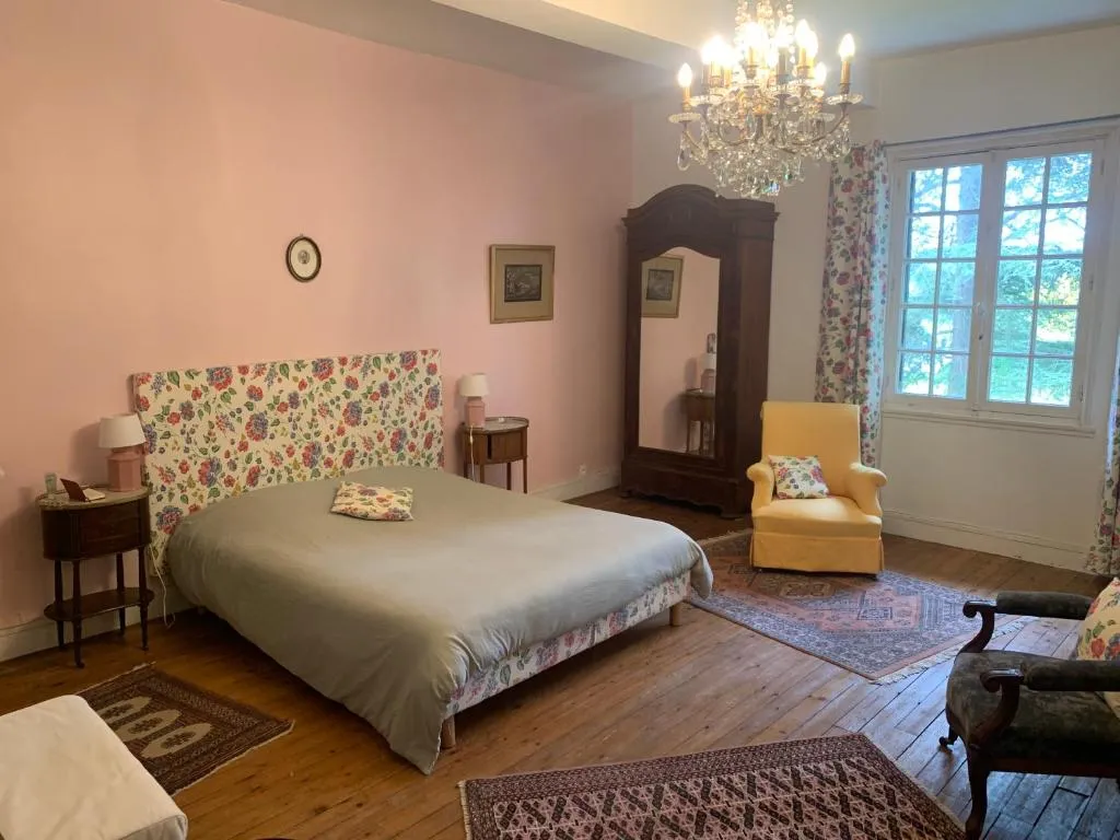 Manoir des Bréholles à Goustranville, photo 5