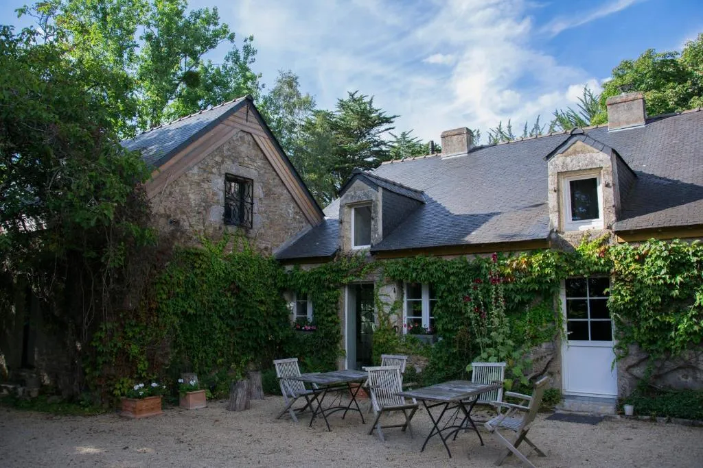 Manoir des Éperviers, manoir à Quéven