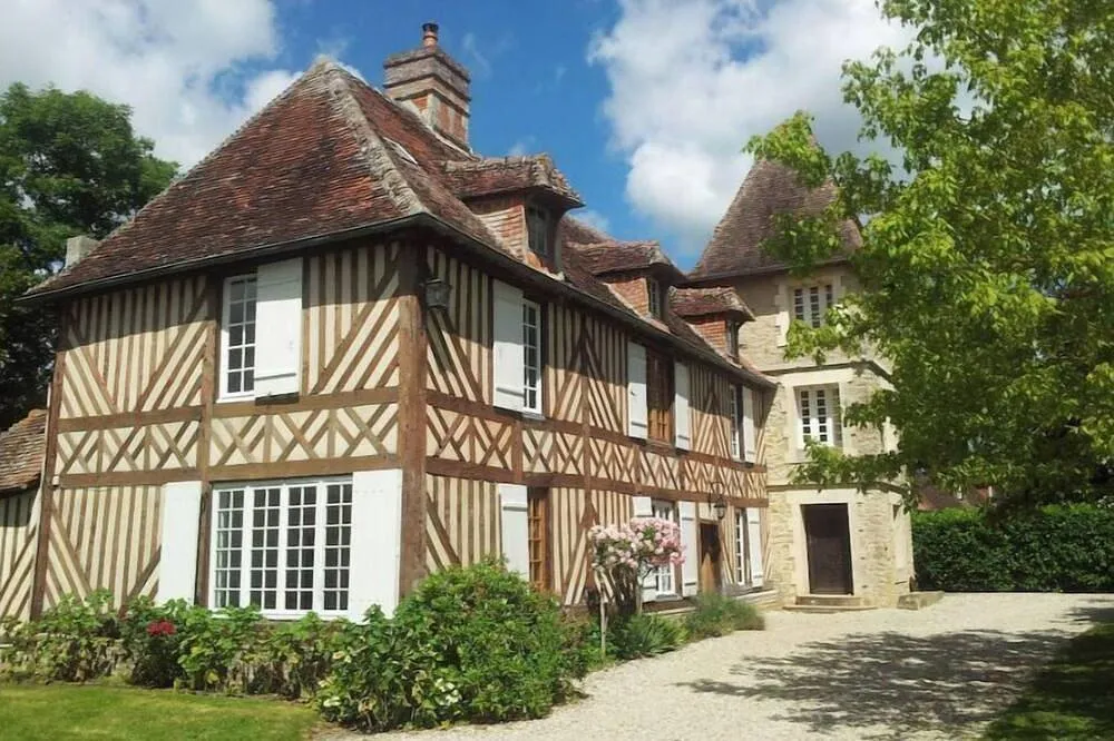 Manoir des Ullis, manoir à Castillon-en-Auge