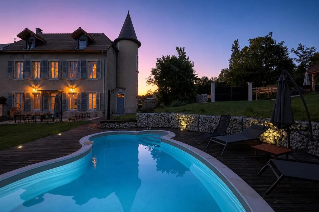 Manoir du Colombier, manoir à Talissieu