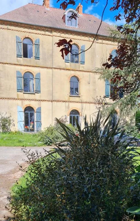 Manoir du Haut Jussé, manoir à Vezin-le-Coquet