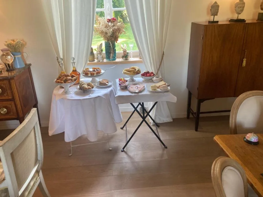 Manoir du Ribardon à Neuvy-au-Houlme, photo 4