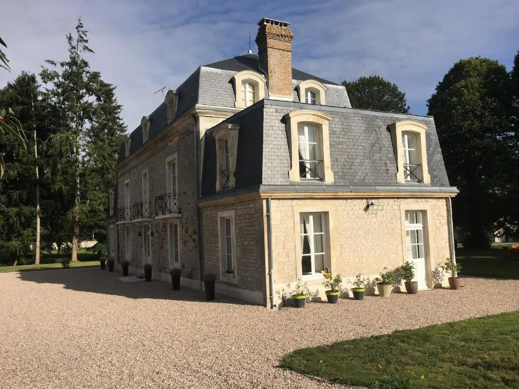 Manoir du Ribardon à Neuvy-au-Houlme, photo 5