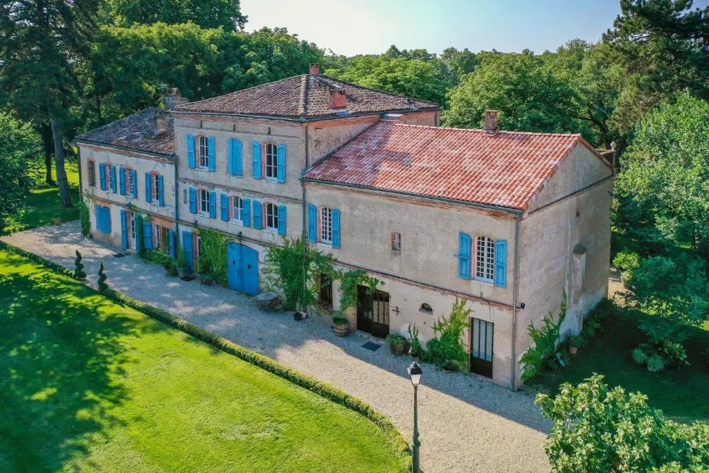 Manoir du Thouron, manoir à Saint-Sulpice-la-Pointe