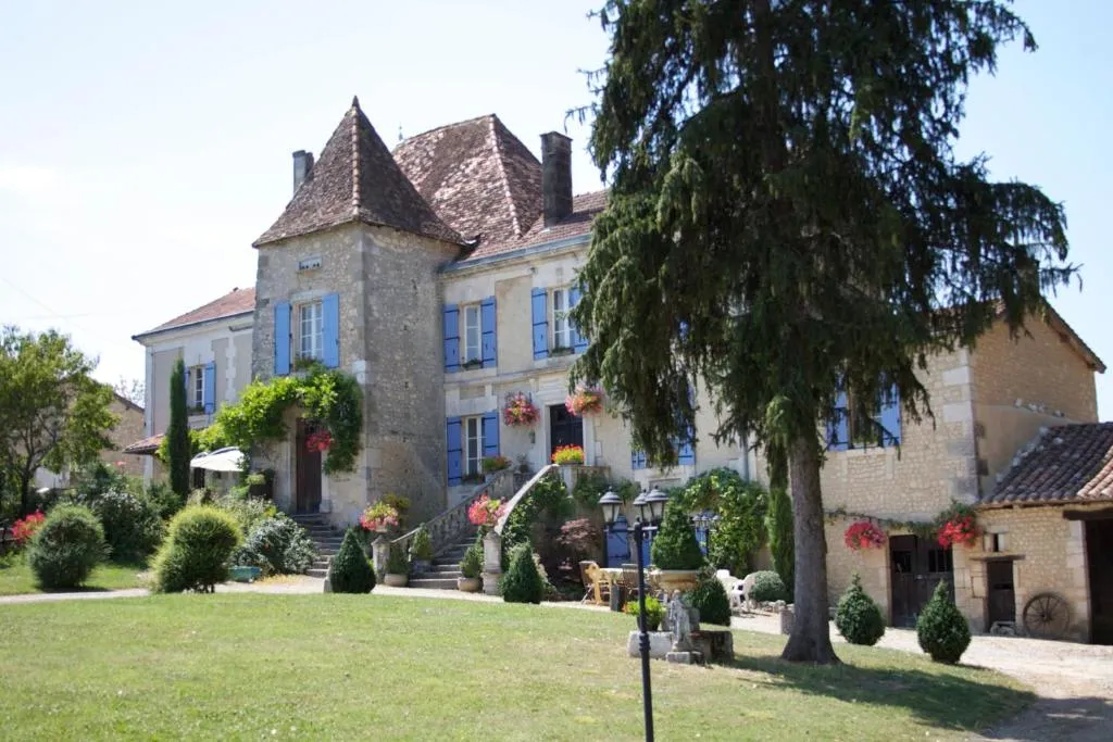 Manoir La Breuille, manoir à Montmoreau