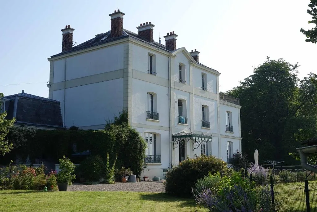 Manoir Le Parc, manoir à Villevaudé