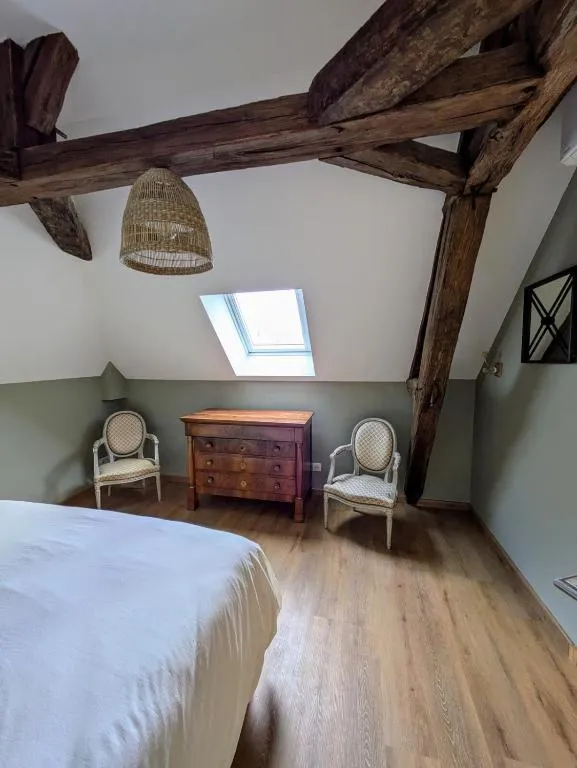 Manoir Saint Joseph, gîte Jean Cousin à Sens, photo 2