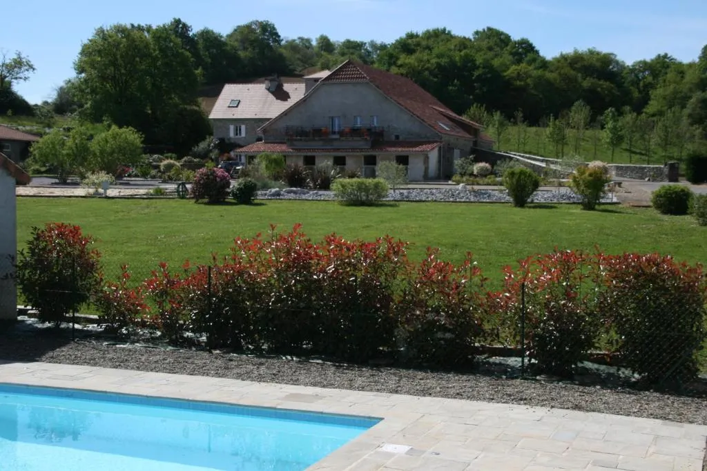 Manoir Théas, manoir à Barraute-Camu