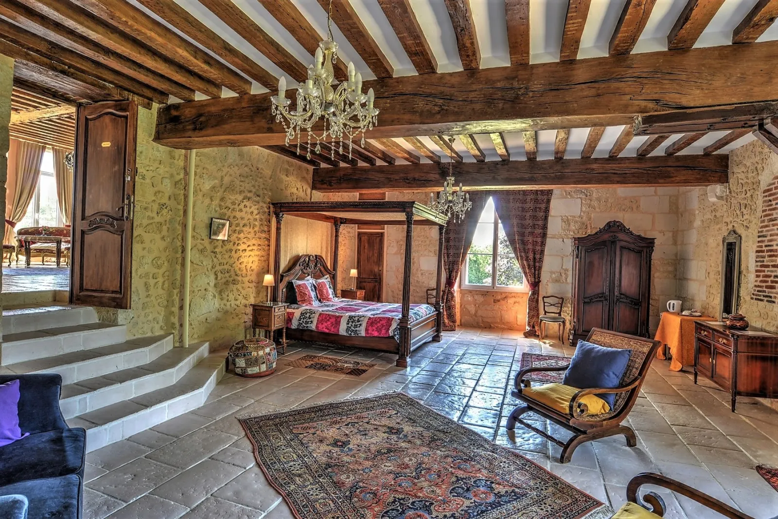 Suite Saint Honoré du Château de Blavou, chambre ou suite de château à Saint-Denis-sur-Huisne